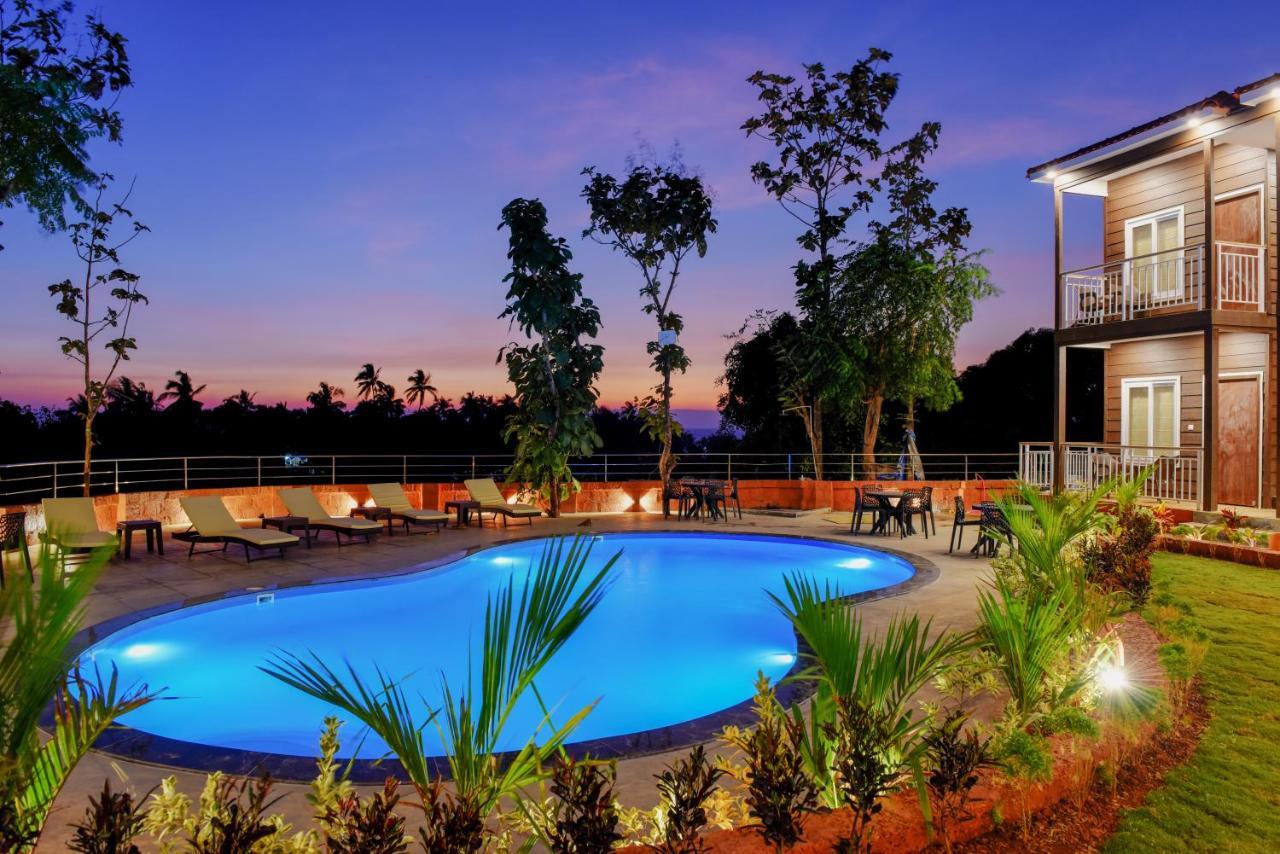 Aurum Resorts Ashvem Beach Exterior foto
